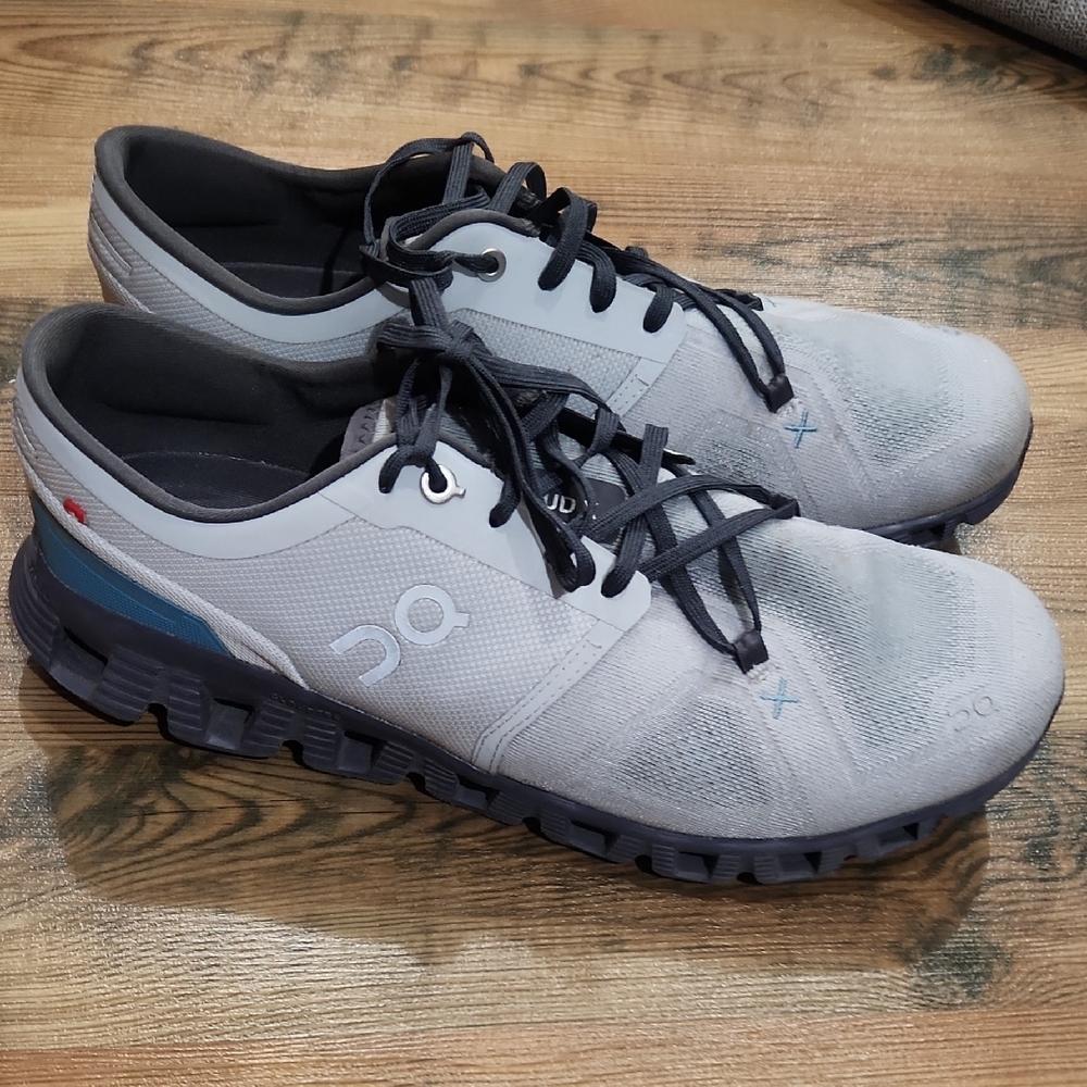 On Cloud X 3 Men's Sneakers Glacier Iron Running Trail Comfort Cushion 10 Light